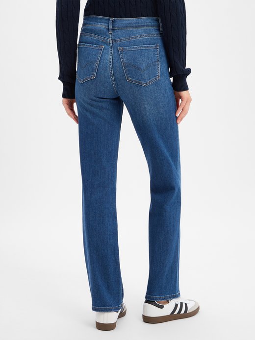 Dżinsy damskie o kroju bootcut
