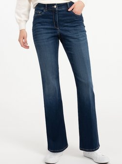 Pintuck bootcut jean, Contemporaine