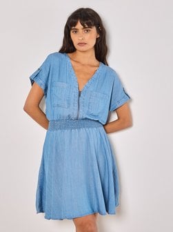 Artikelbild Damen Minikleid von Apricot in blau uni