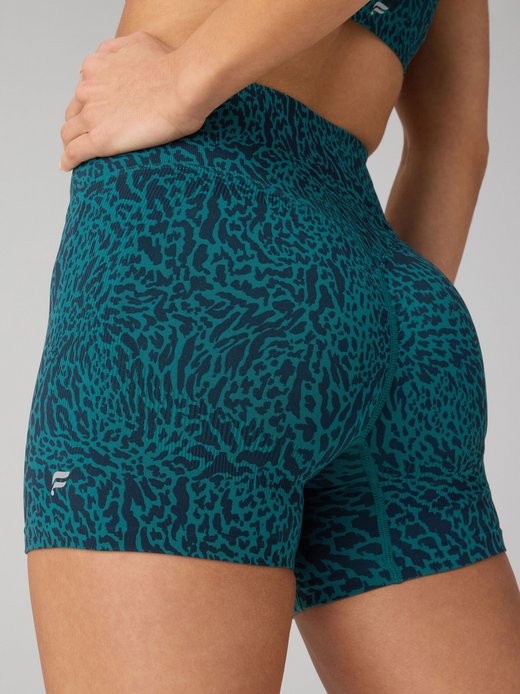 Damen Scrunch-Shorts