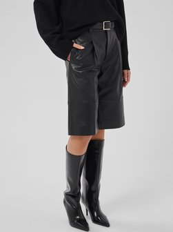 Damen Shorts MWAkela
