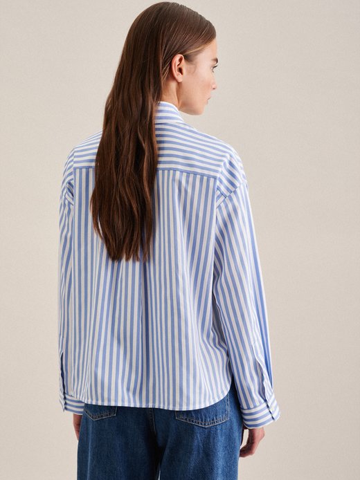 Damen Stehkragenbluse - Oversized Fit