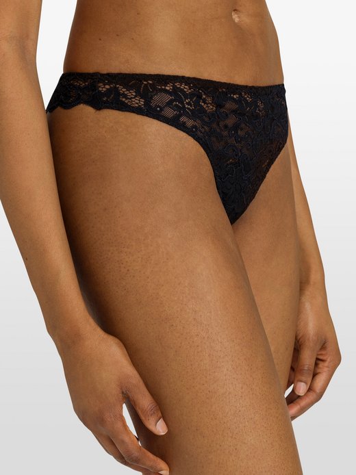 Damen String  -  Moments