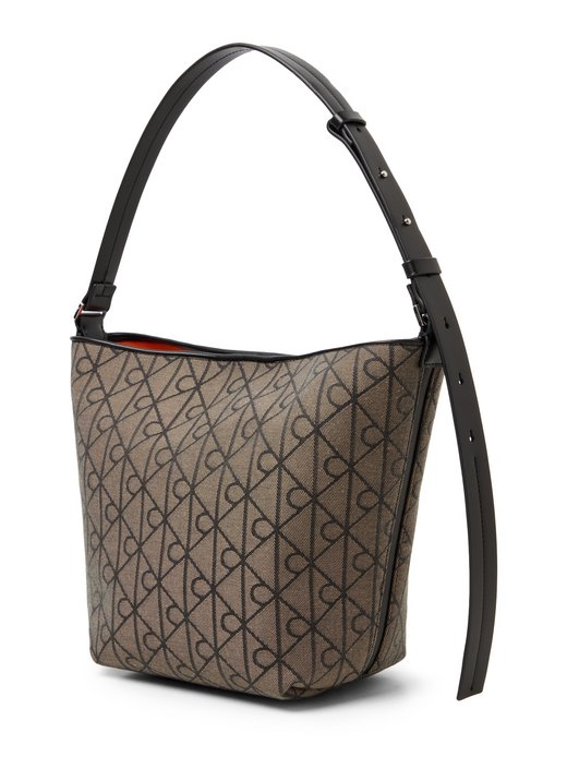Damską torbę typu pouch