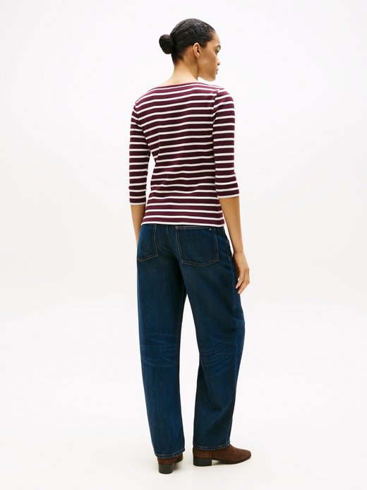 Damska koszulka o długości 3/4