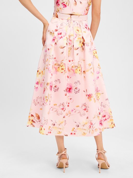 Damska spódnica o linii A