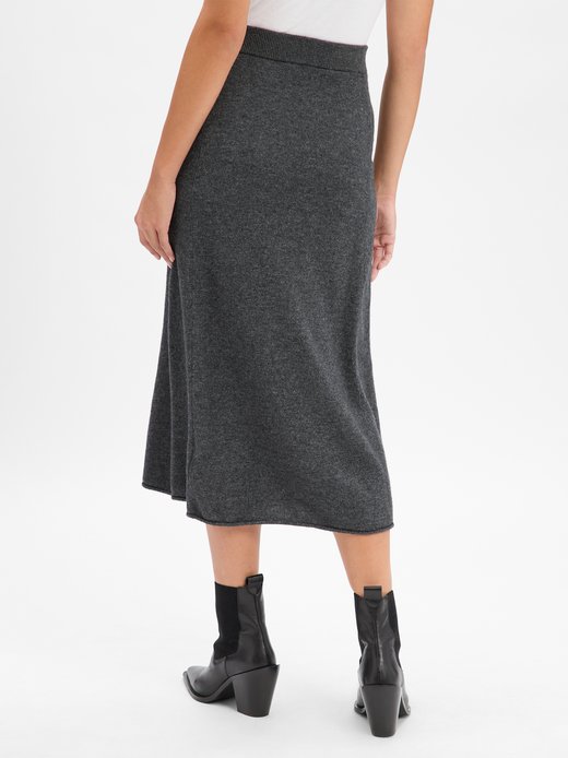 Damska spódnica z dzianiny wełnianej