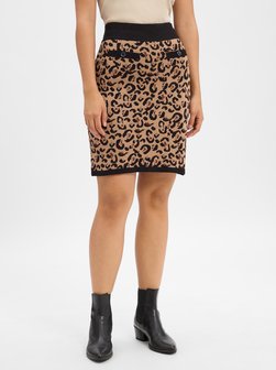 Damska spódnica z dzianiny