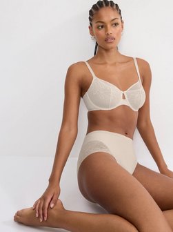 Damski biustonosz minimizer - Comfort Contour
