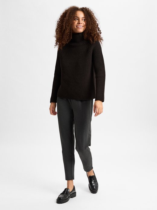 Damski sweter z dzianiny z alpaką - Arwen