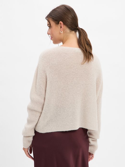 Damski sweter z dzianiny z alpaką - Imeny