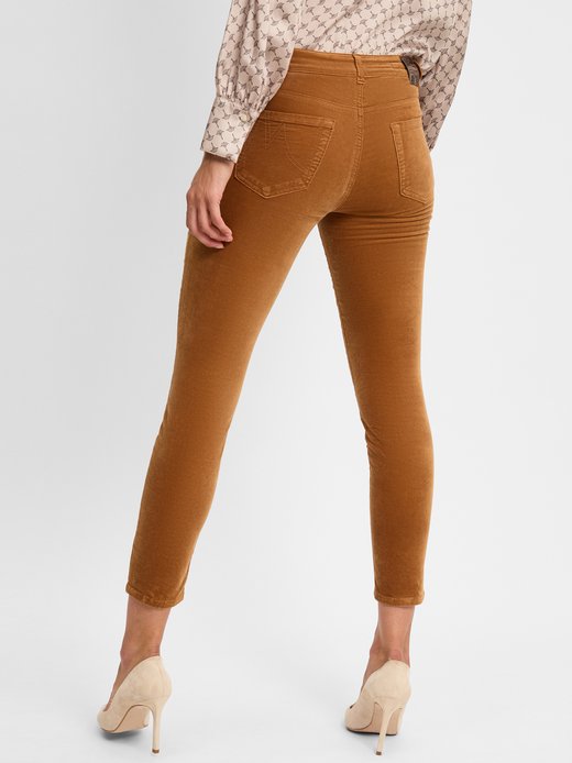 Damskie spodnie skinny