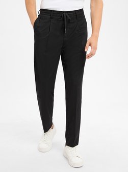 Artikelbild Herren Bundfaltenhose - Leroy von Selected in schwarz uni