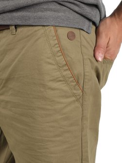 Herren Chinoshorts - BHNeji