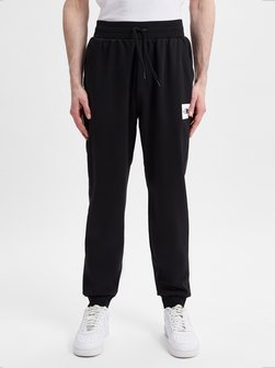 Artikelbild Herren Jogginghose von The North Face in schwarz uni