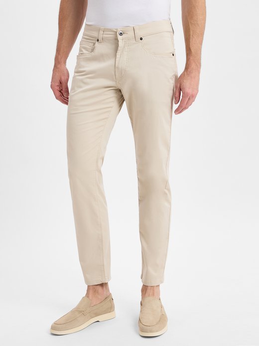 Męskie spodnie z pięcioma kieszeniami - nowoczesny krój