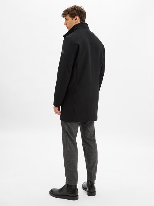 Płaszcz męski z zawartością wełny