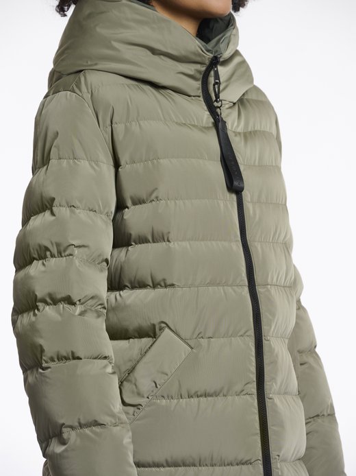 Pikowany płaszcz damski - Keila