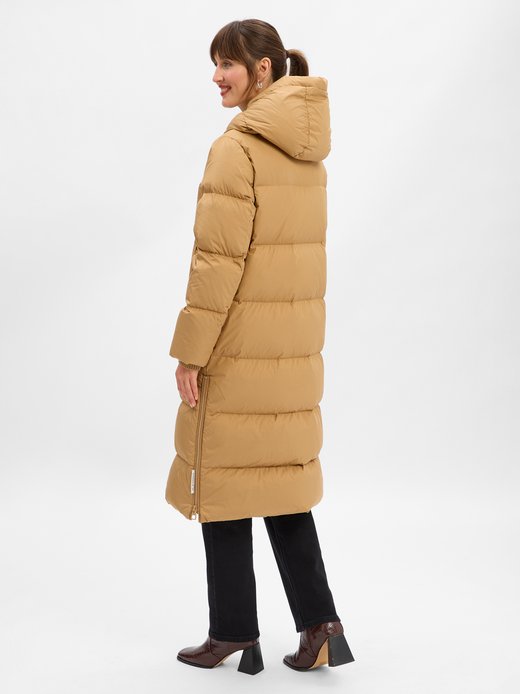 Pikowany płaszcz damski