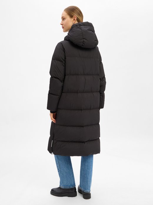 Pikowany płaszcz damski