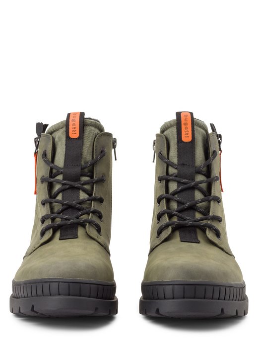 Schuhe
