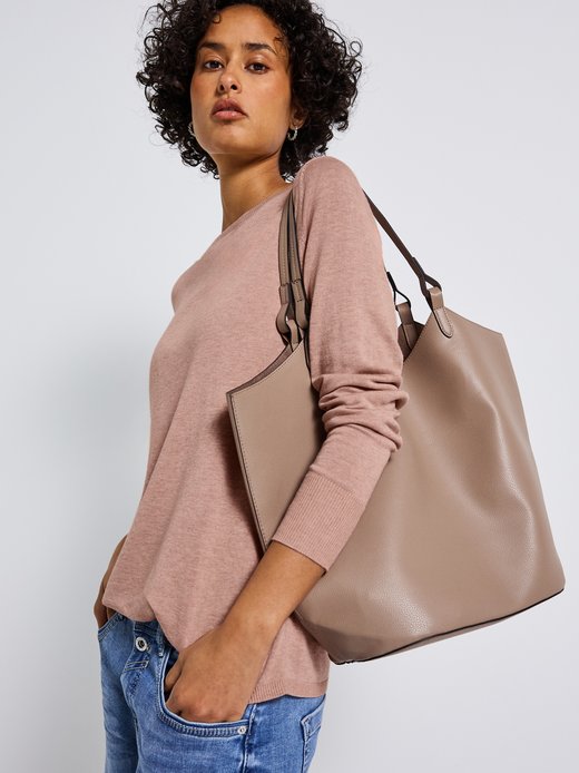 Sweter damski z dzianiny