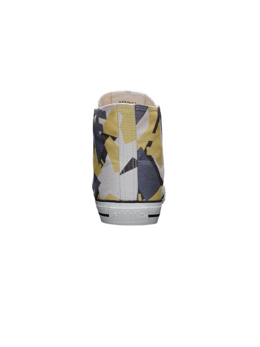 Unisex Canvas Sneaker