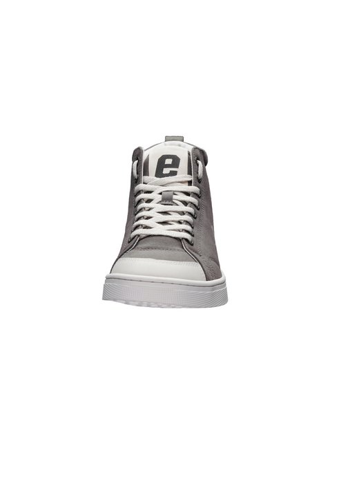 Unisex Canvas Sneaker