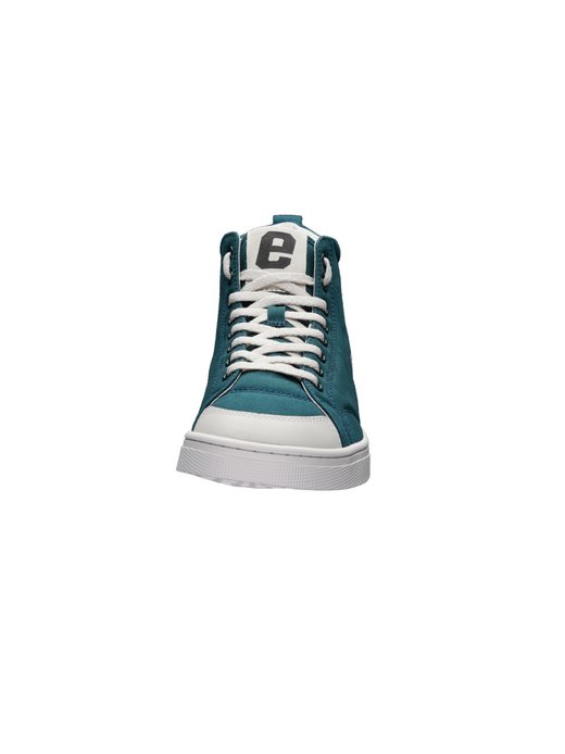 Unisex Canvas Sneaker