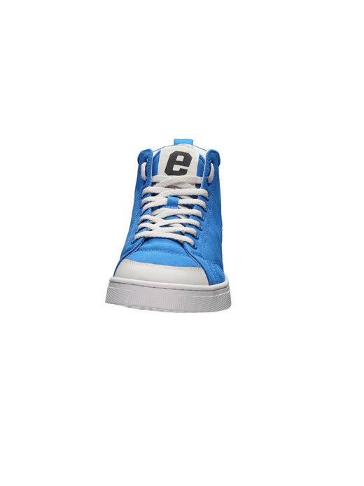 Unisex Canvas Sneaker