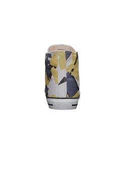 Unisex Canvas Sneaker
