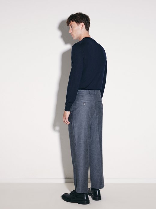 Unisex Pullover - Regular Fit