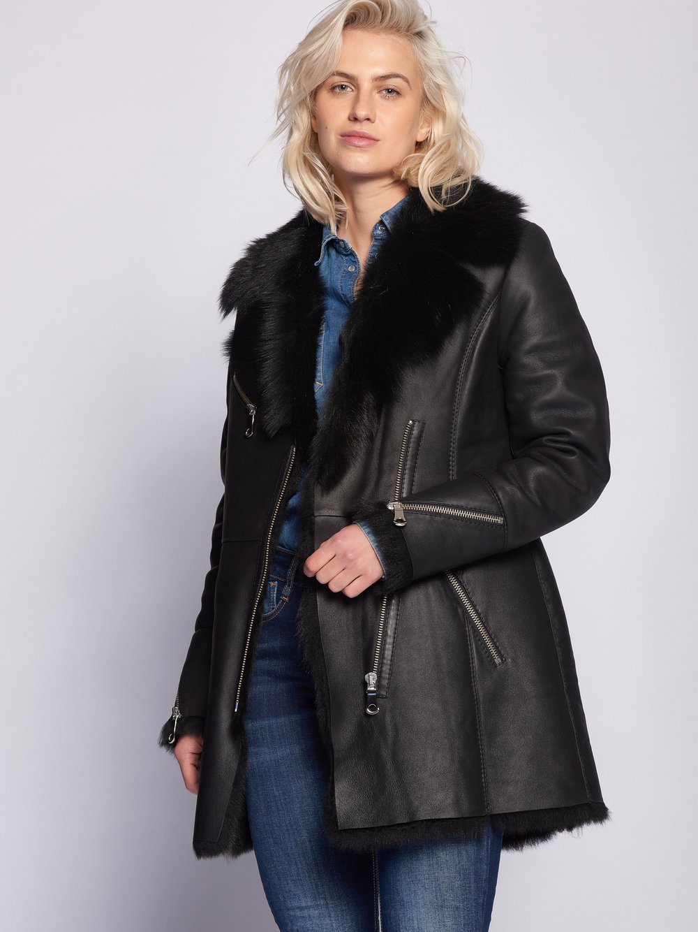 Thumbnail - Maze Ledermantel Damen schwarz, M