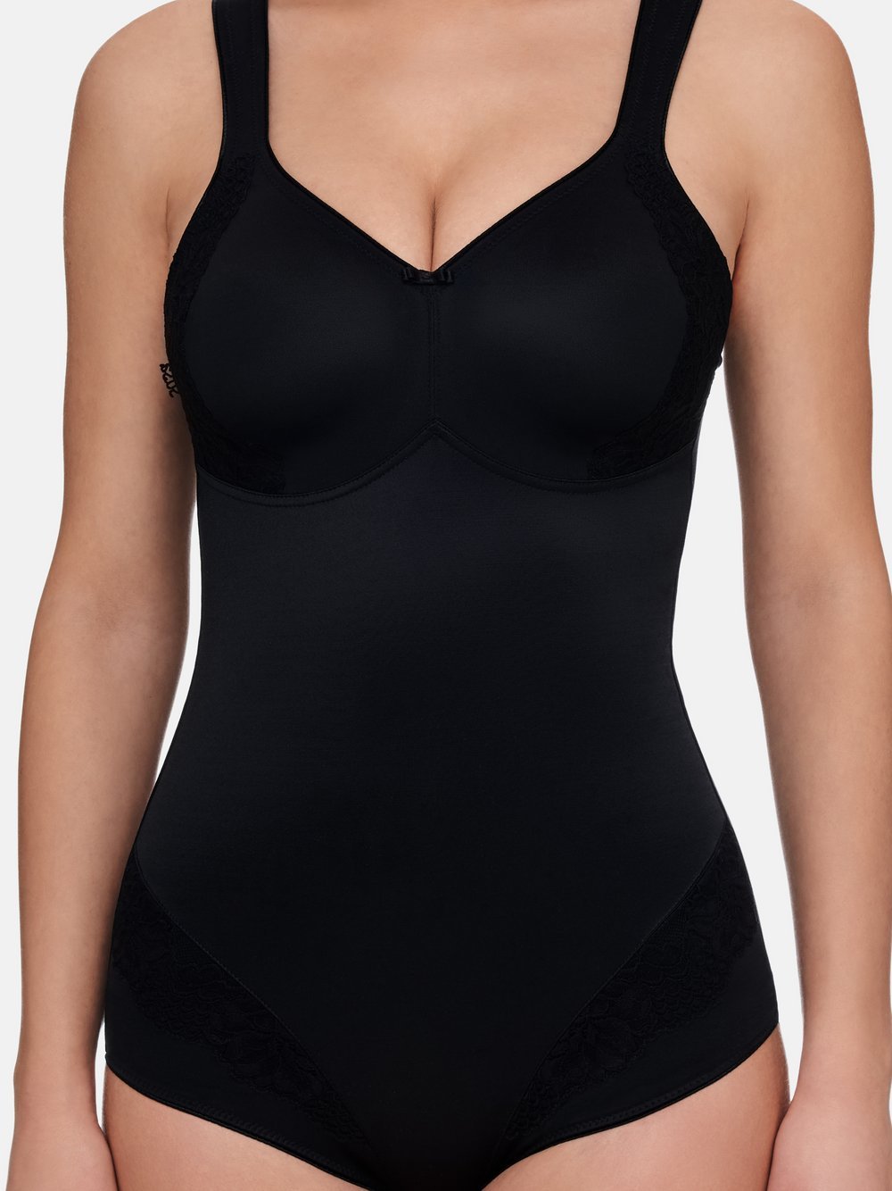 SUSA Body ohne Bügel Damen schwarz, 95F