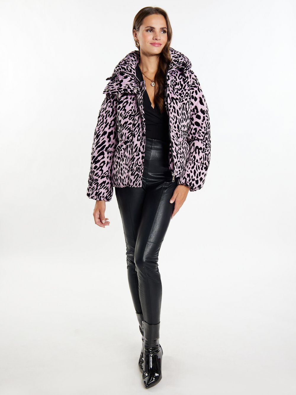 Faina Steppjacke mit Leo-Print Damen lila gemustert, M