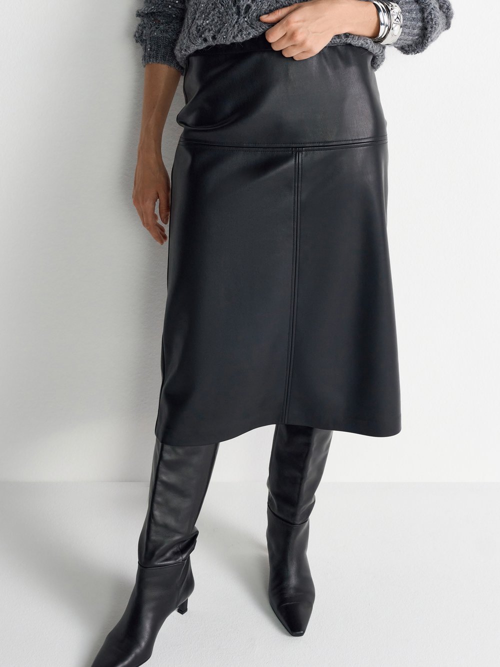 Thumbnail - Rich & Royal Kunstlederrock Damen schwarz, 38