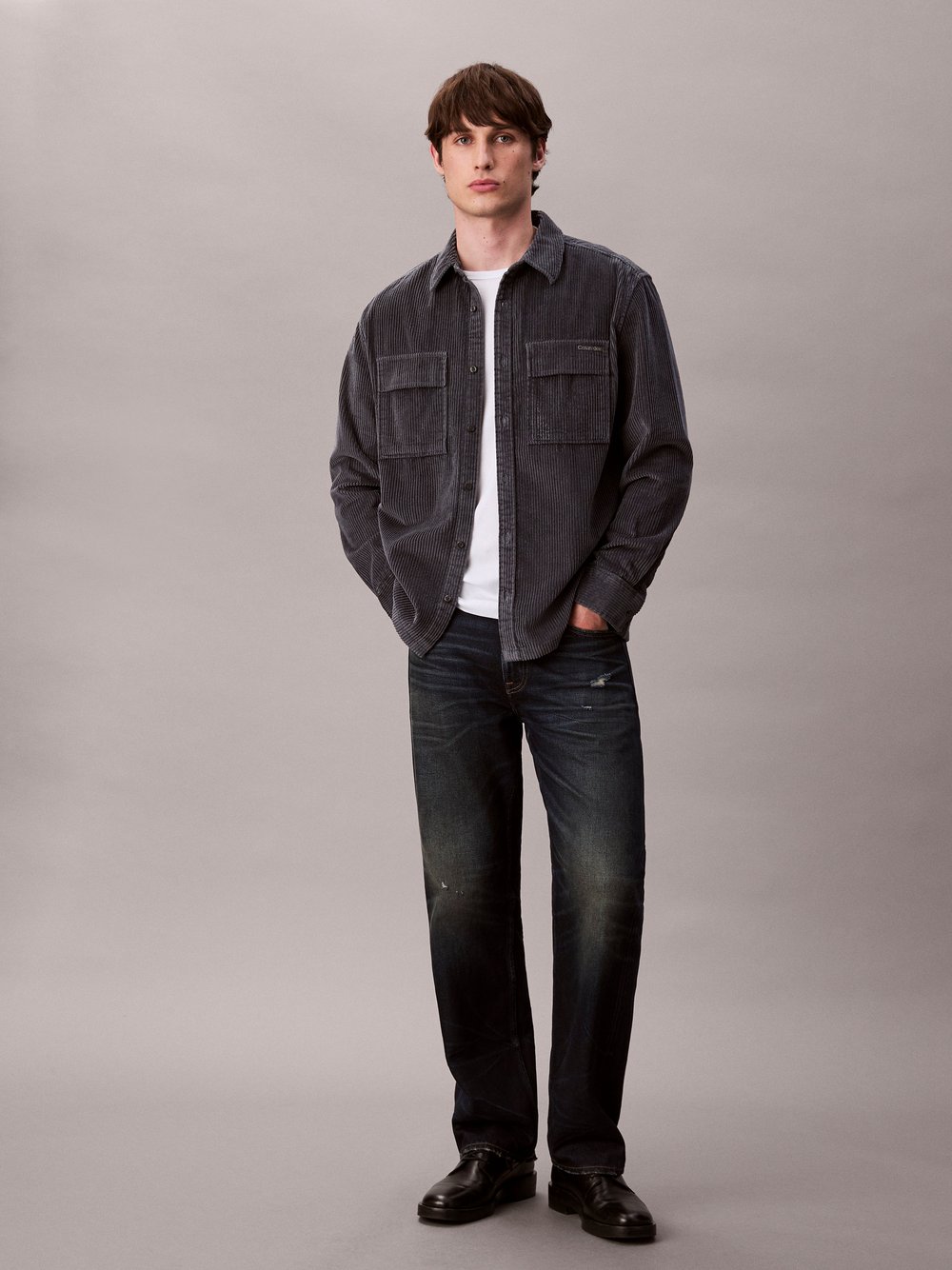 Thumbnail - Calvin Klein Jeans Cordhemd Herren Comfort Fit Baumwolle grau, M