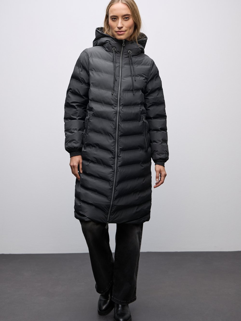 Street One Steppmantel Damen schwarz, 42