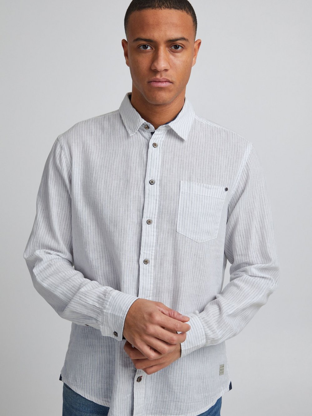 Thumbnail - BLEND Langarmhemd Herren Regular Fit Baumwolle weiß gestreift, XL