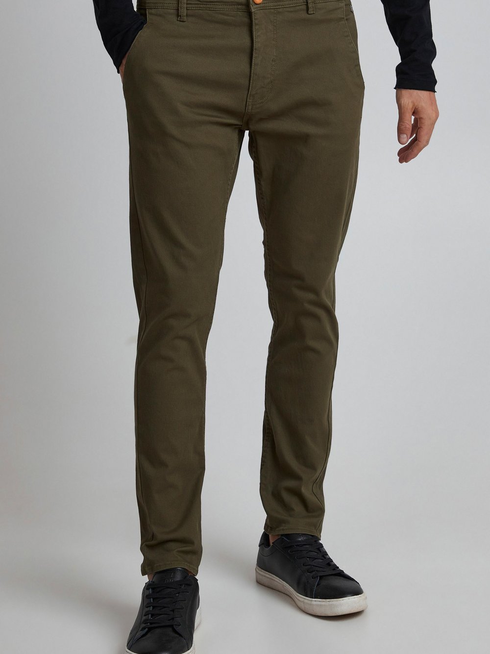 BLEND Chinohose Herren Baumwolle grün, 36-34