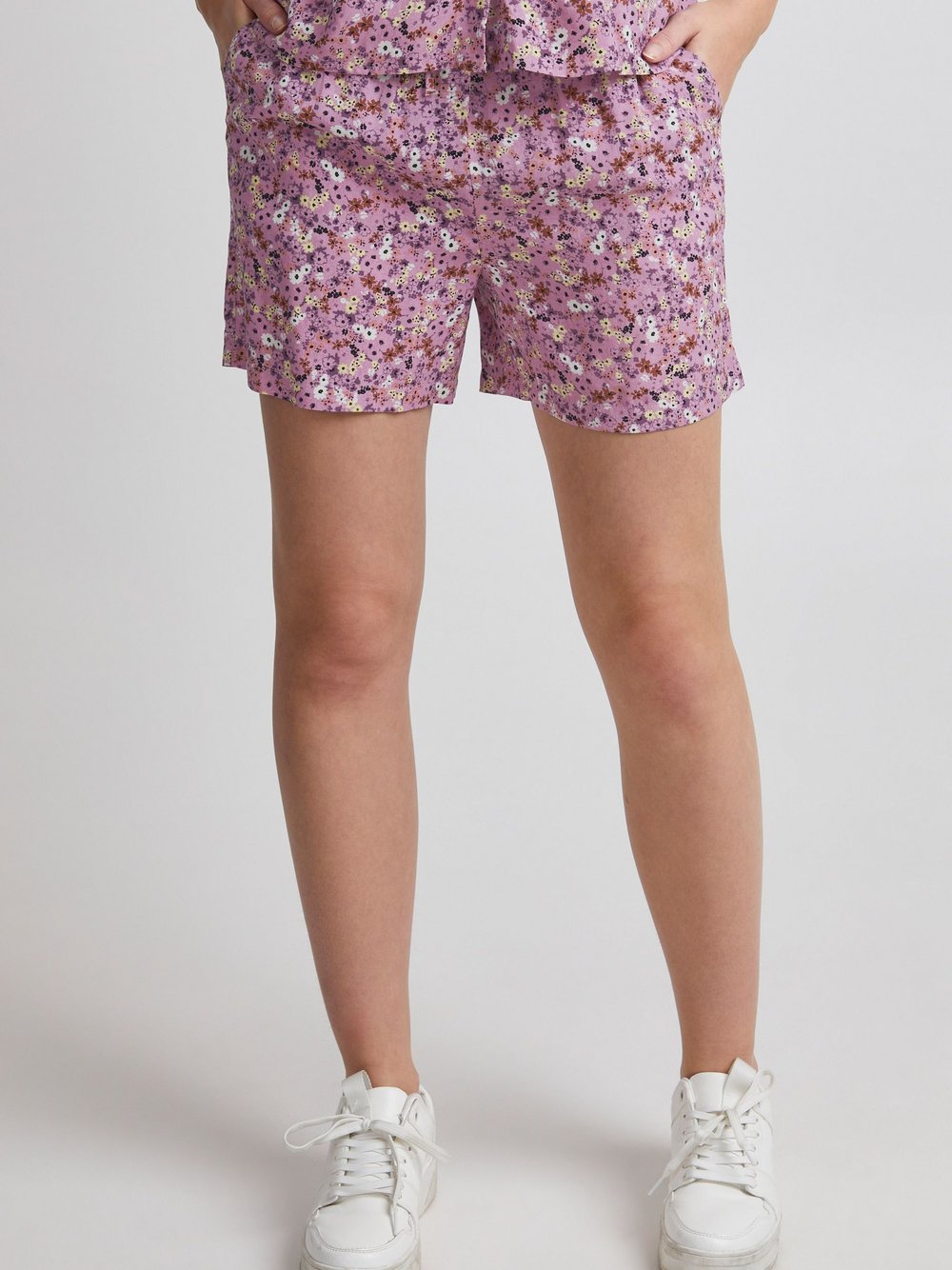 B.Young Shorts Damen Viskose rosa gemustert, 38