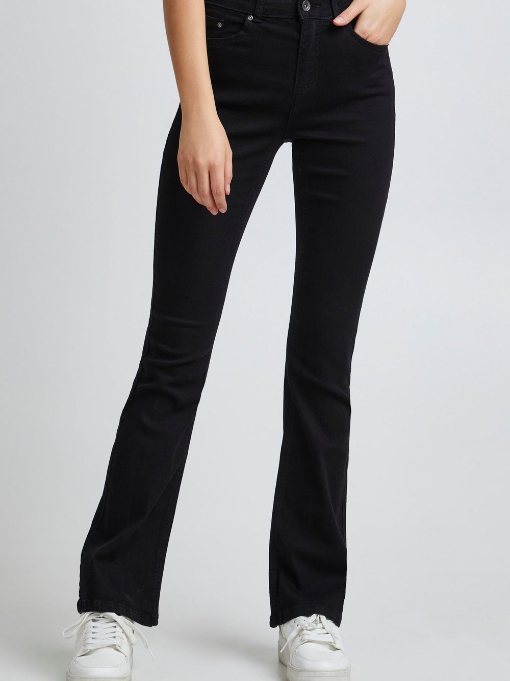 B.Young Bootcut-Jeans Damen Baumwolle schwarz, 31-32