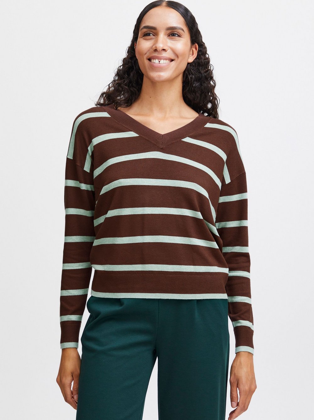 B.Young Pullover Damen Viskose grün gemustert, XS