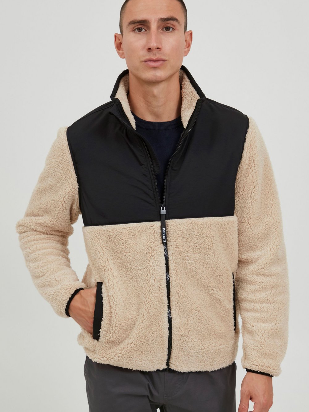 11 Project Sweatjacke Herren beige, XXXL