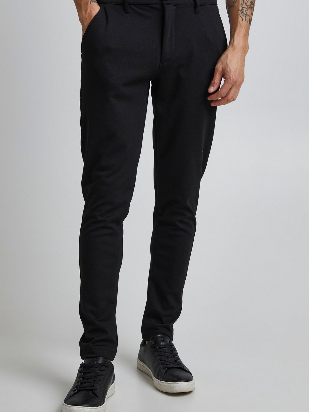 Solid Stoffhose Herren schwarz, 38-32