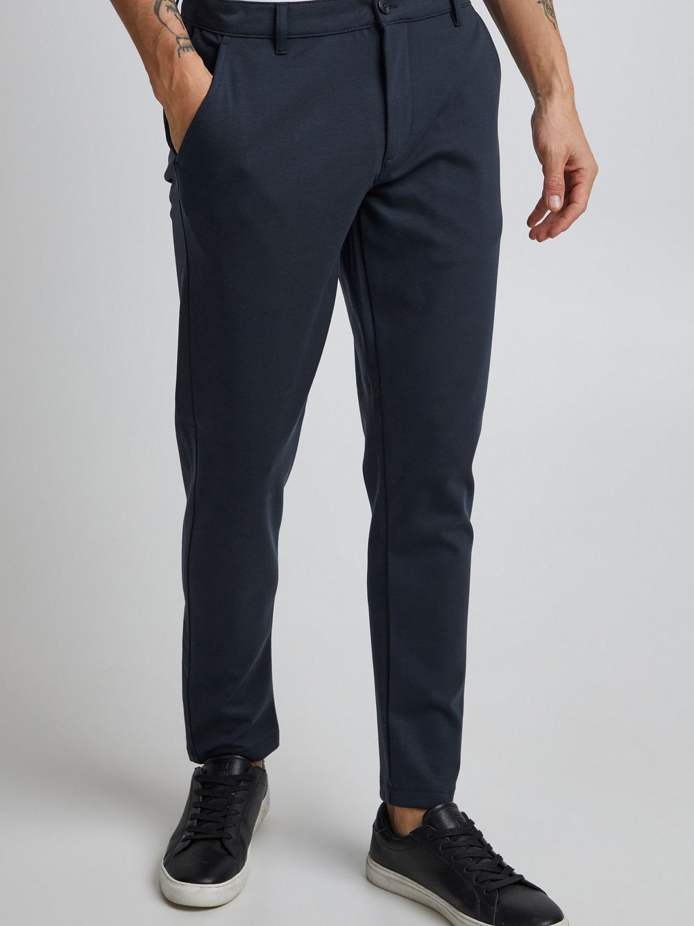 Thumbnail - Solid Stoffhose Herren blau, 28-30