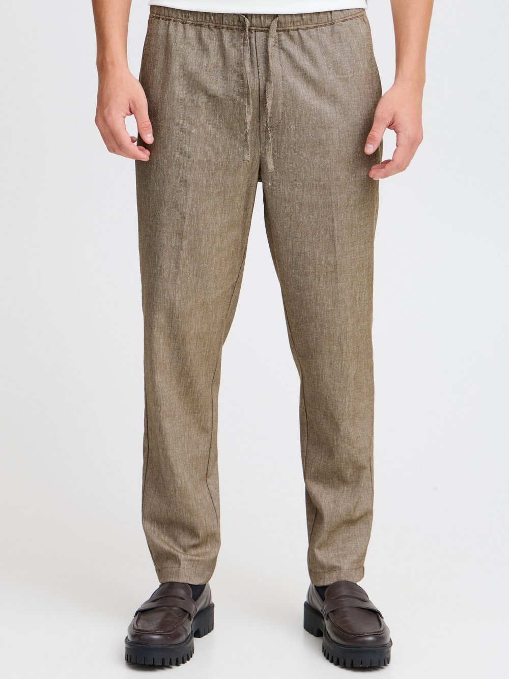 CASUAL FRIDAY Sweatpants Herren braun, L/30