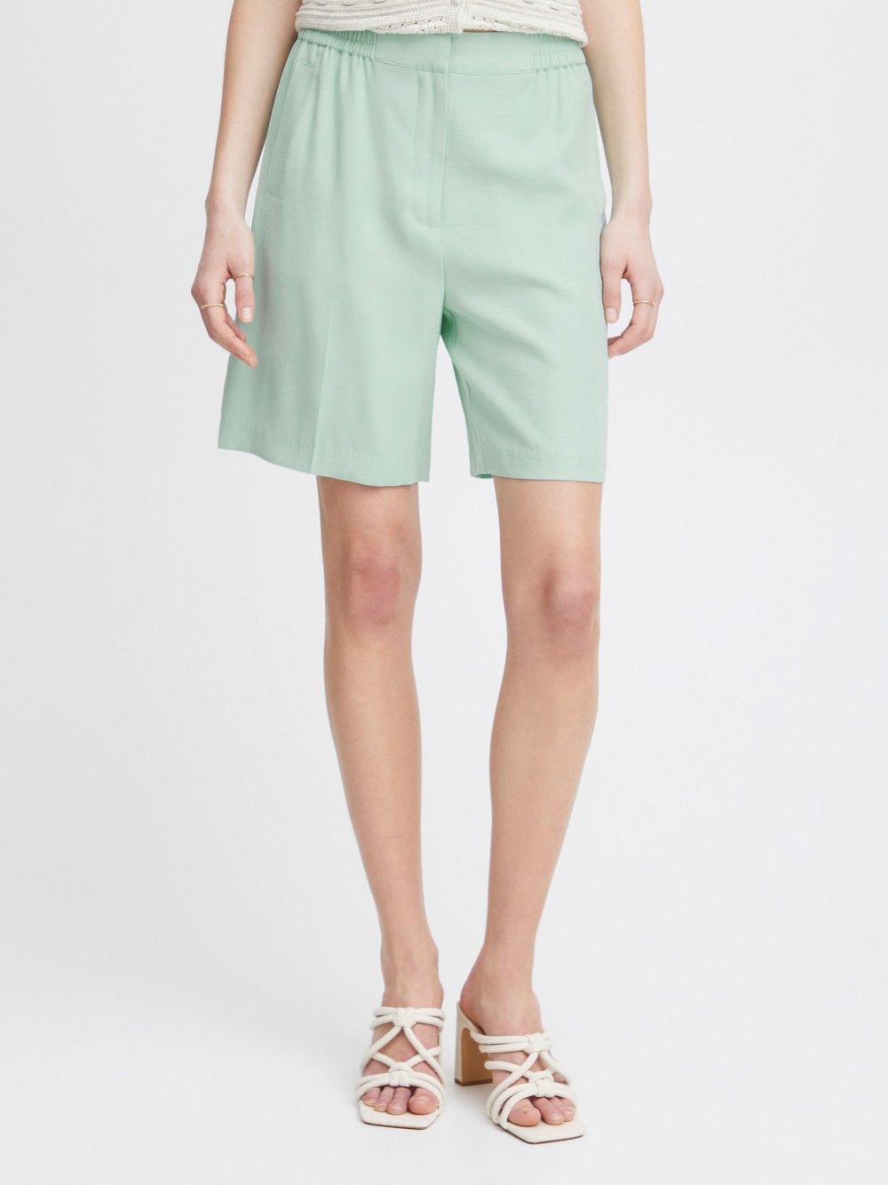 Atelier Rêve Shorts Damen Viskose grün, 34