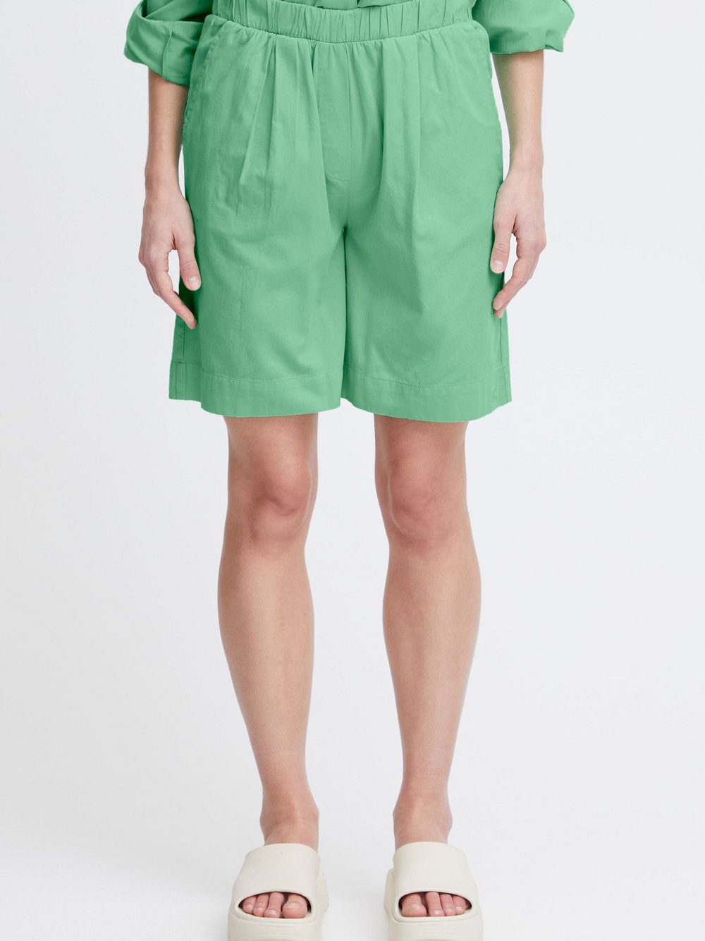 TheJoggConcept. Shorts Damen Baumwolle grün, M