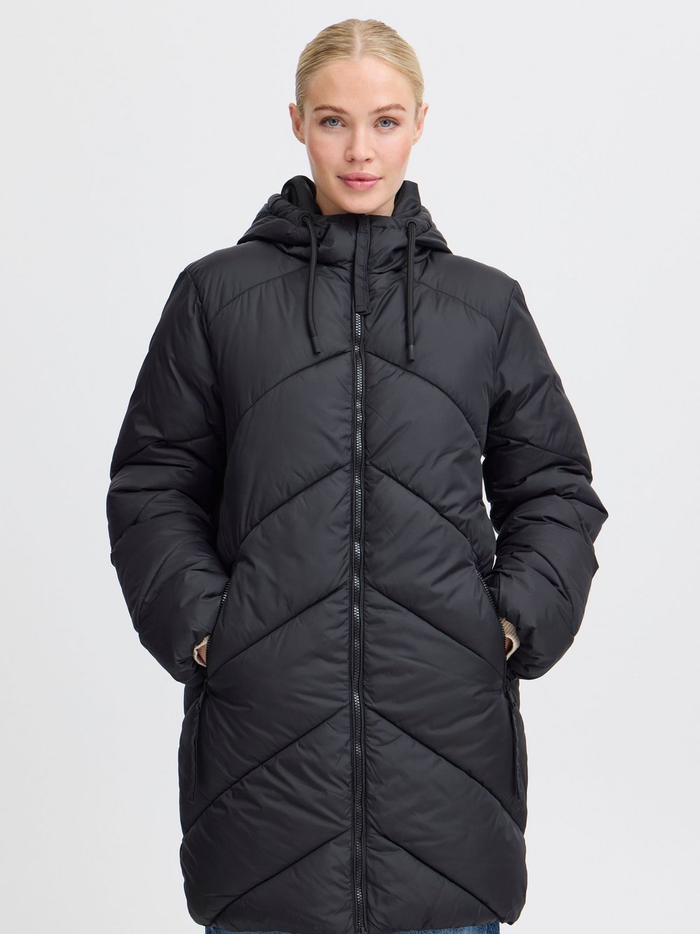 B.Young Jacke Damen Polyamid schwarz, 36